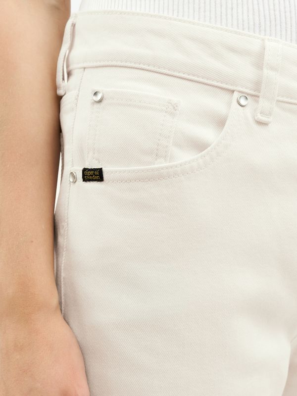 Milis Skylight Mid-Rise Jeans