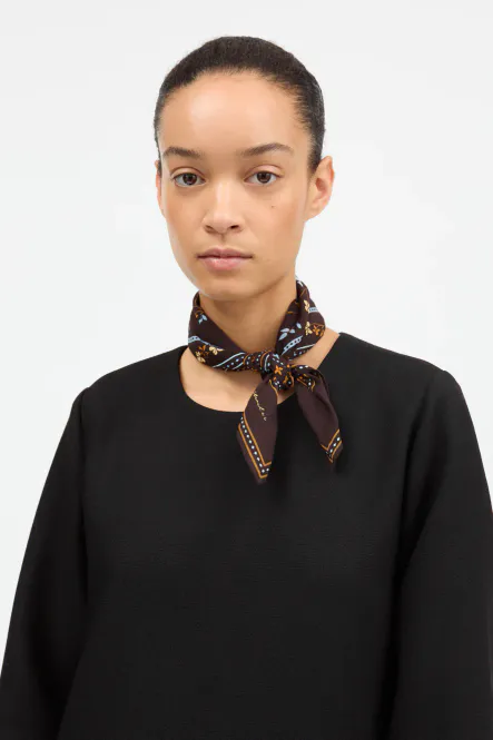 Hovedbilde SKALL FLORAL Scarf 55x55 Dark ...