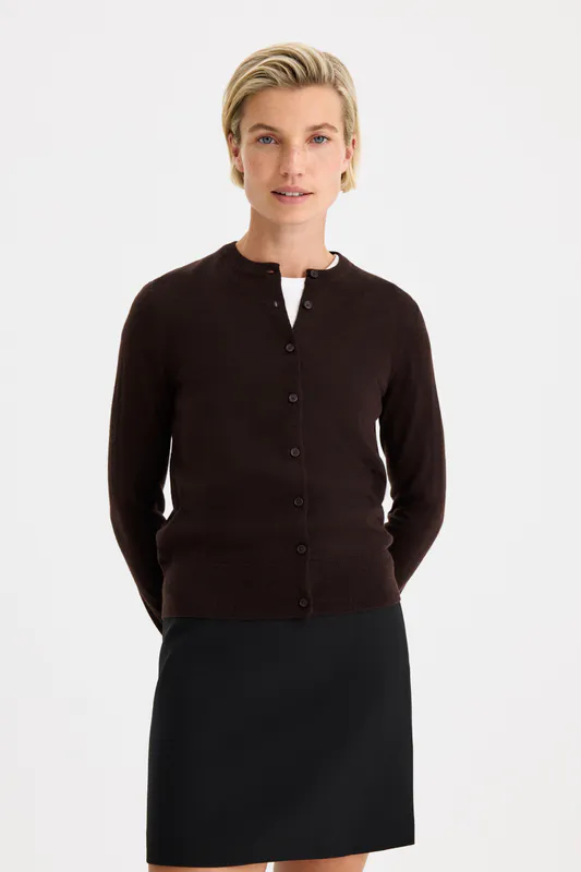 Merino Short Cardigan Dark Chocolate