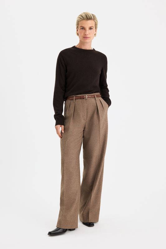 Soft Wool Crewneck Dark Chocolate 