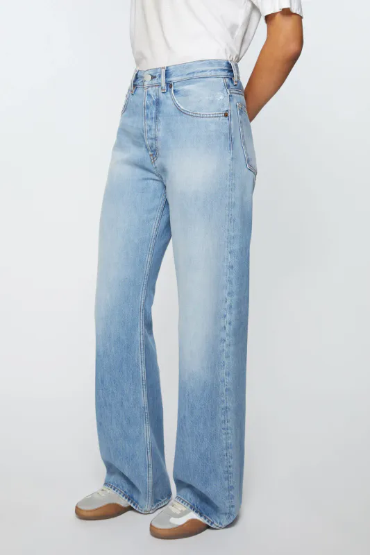 2021F Regular Light Blue Vintage