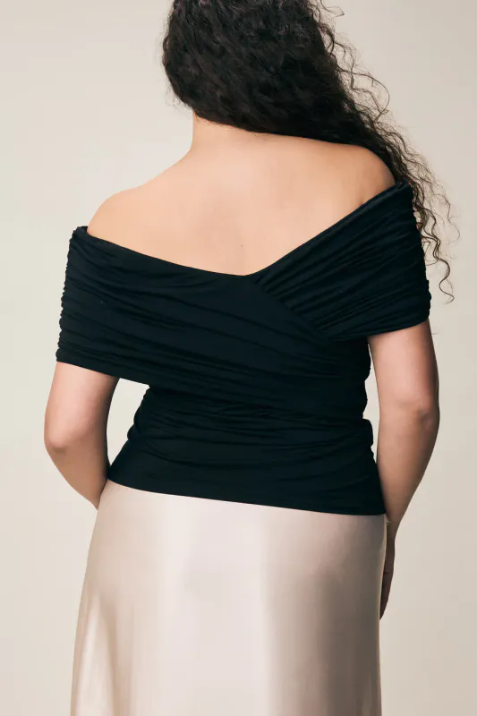 DOSINIA Top Black
